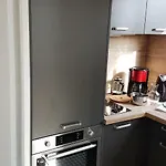 Cosy Helios Apartment