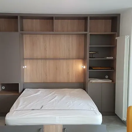 Cosy Helios Руаян